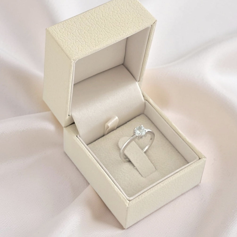 Oura Ring - Rhodium-plated 925 Silver and Aquamarine