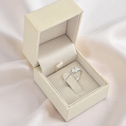 Oura Ring - Rhodium-plated 925 Silver and Aquamarine